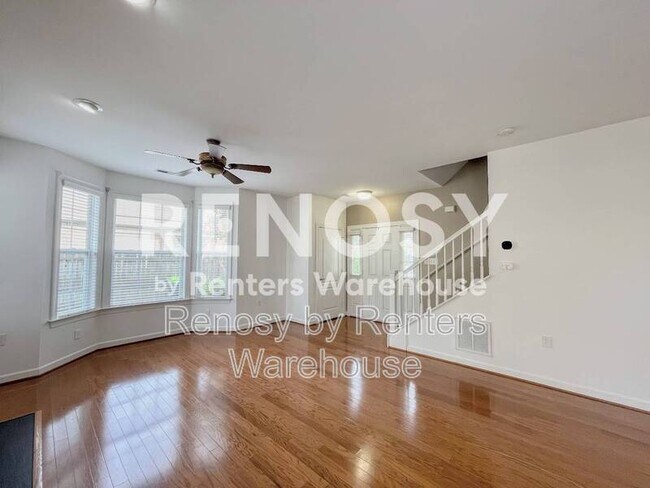 Building Photo - 3932 Cromwell Park Dr