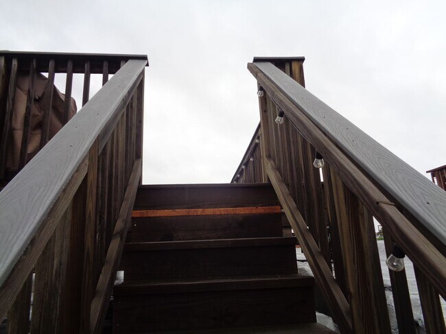 Building Photo - 2913 Fait Ave