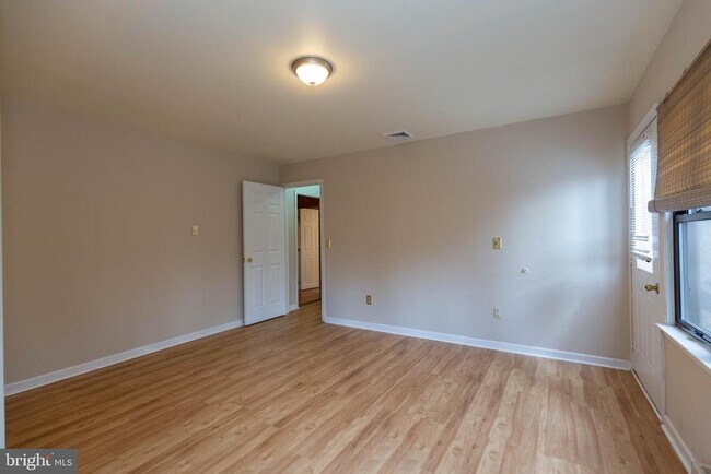 Building Photo - 15 Gray Fox Rd