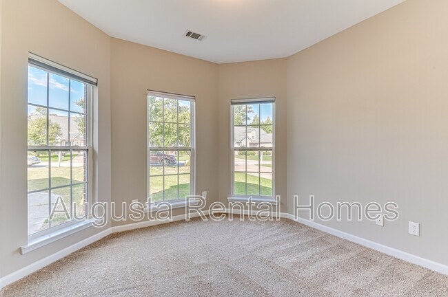 Building Photo - 812 Oshields Ct