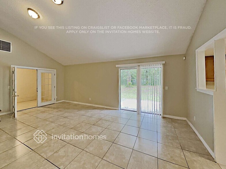 Building Photo - 1360 Sterling Oaks Dr