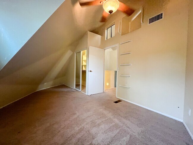 Building Photo - HOUSE  - CORNVILLE / PAGE SPRINGS RD