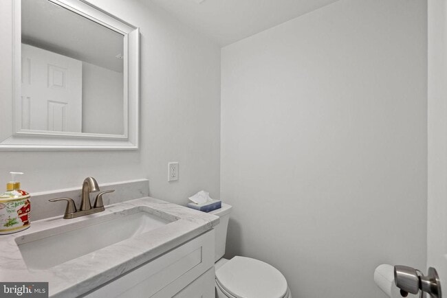 Building Photo - 8157 Community Dr