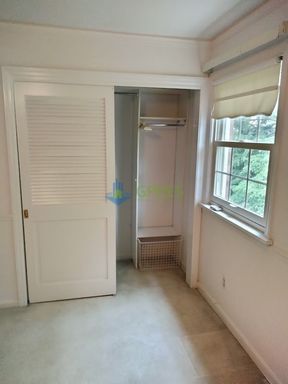 Building Photo - Upscale beautiful and spacious 3-bedroom, 2.5-bathroom apartment Oakland/Shadyside area