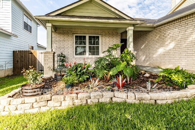 Building Photo - 4112 Cherry Tree Dr