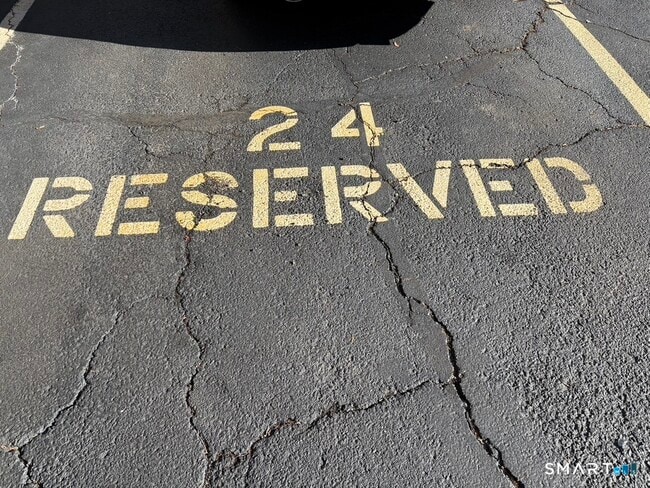 Building Photo - 12 Tuttle St