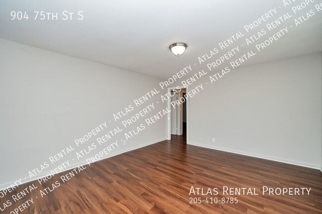 Building Photo - 904 75th St S