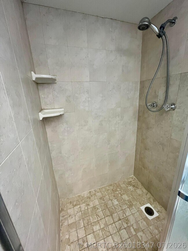 Building Photo - 2500 Fiore Way