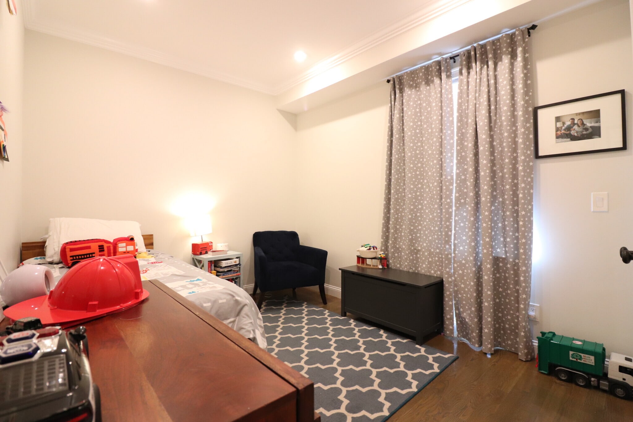 Building Photo - 17 Walk Hill St