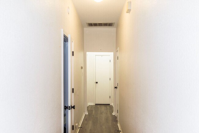 Building Photo - 3410 Speedway-