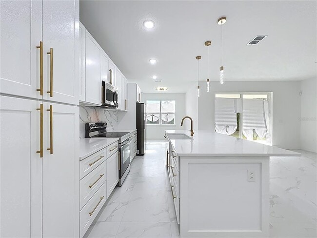Building Photo - 780 Kangaroo Ct
