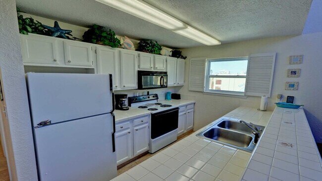 Building Photo - 129 E Morningside Dr