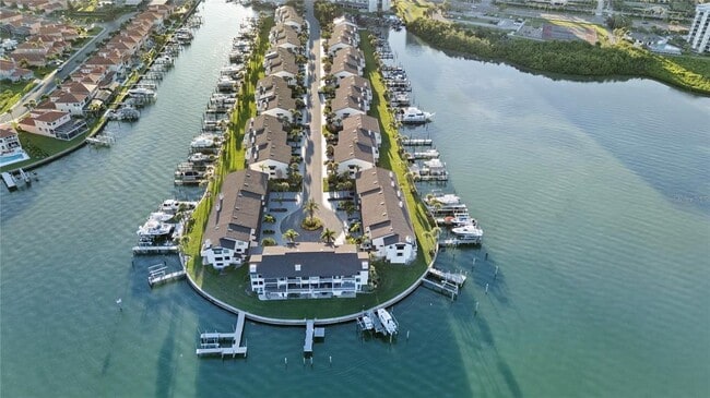 Building Photo - 150 Marina Del Rey Ct