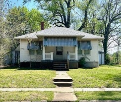 Building Photo - 946 S Missouri Ave