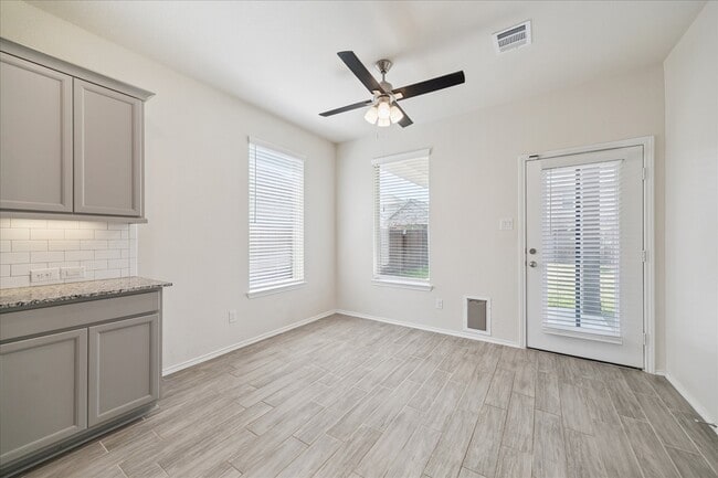 Building Photo - 12822 Invery Dr
