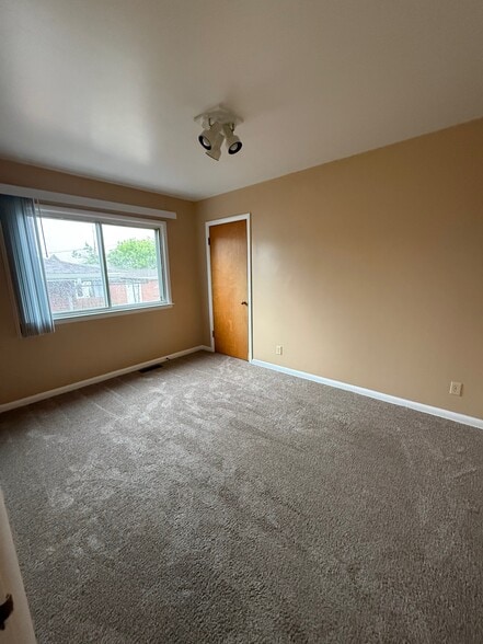 Second Bedroom - 1601 Crook Ave