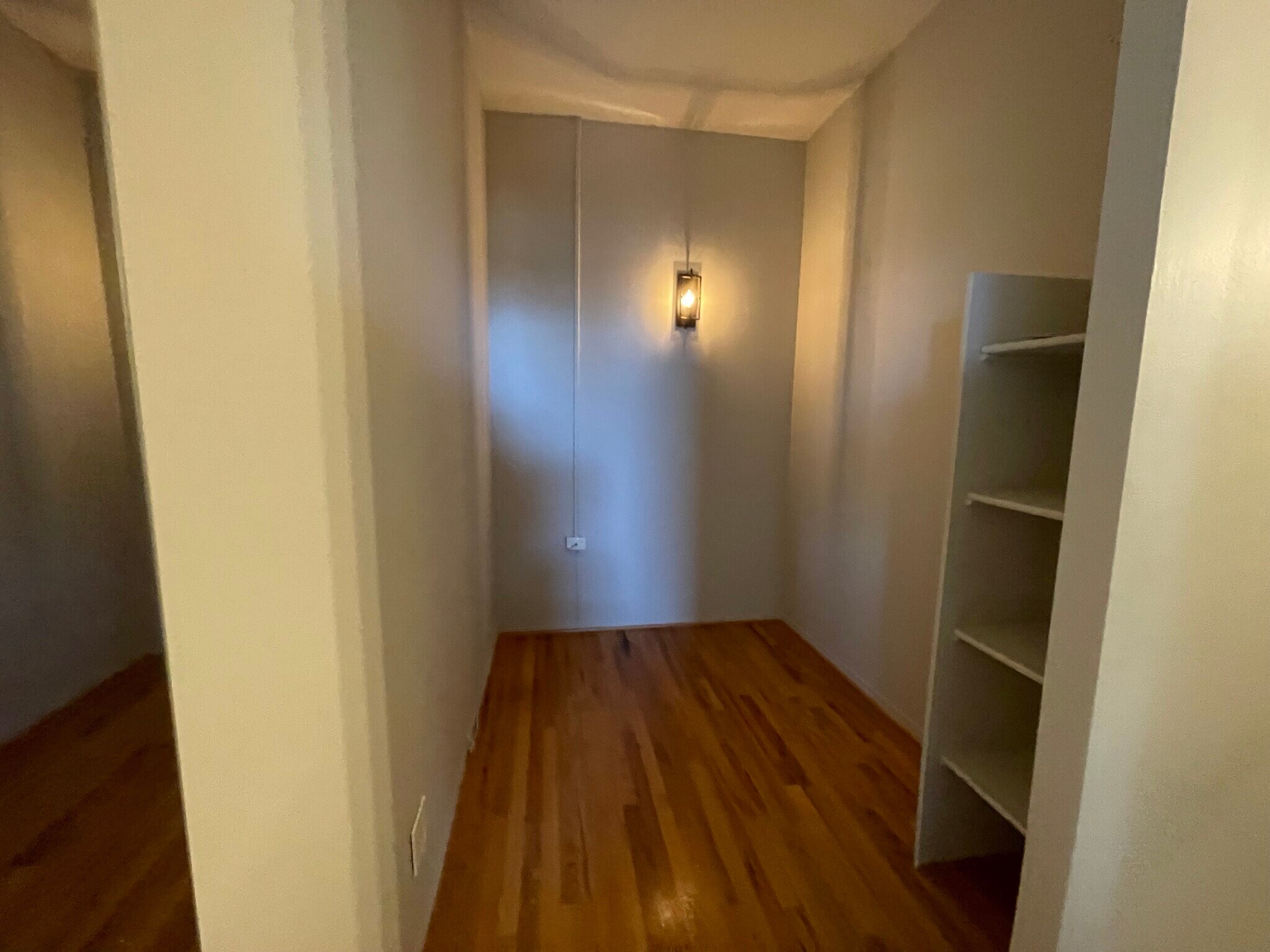 Den/Office - 600 S Dearborn St