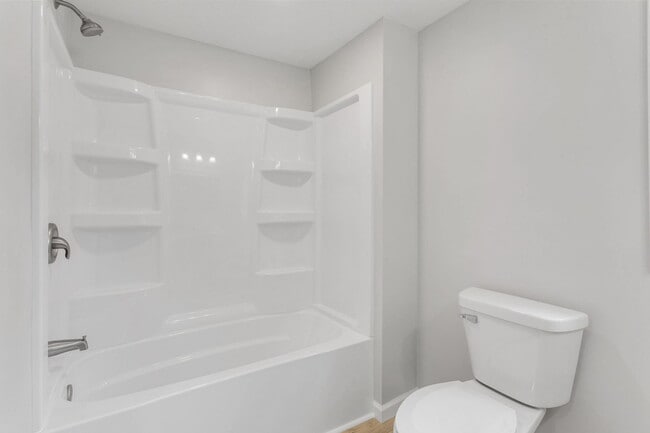 Building Photo - 57025 Greenlawn Ave