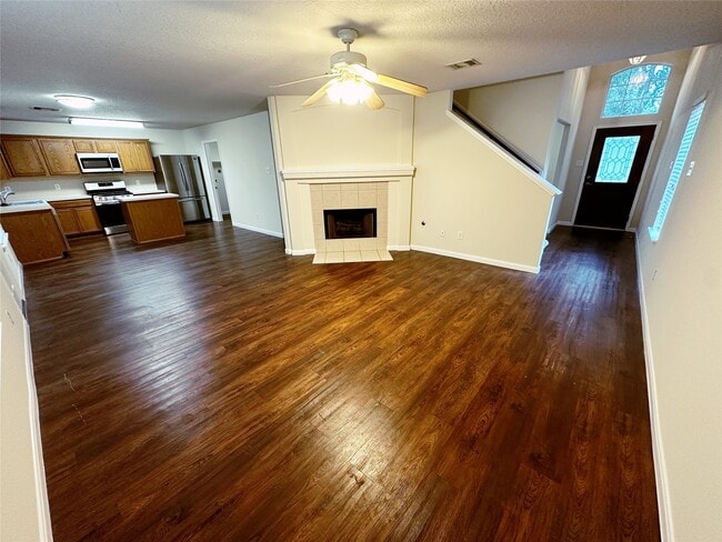 Building Photo - 11723 Standing Pine Ln