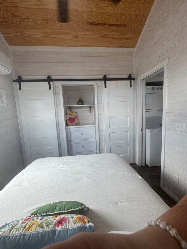 Building Photo - Tiny home at the Hamlet in Simple Living