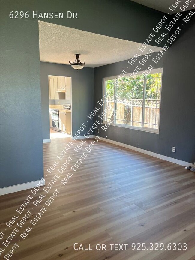 Building Photo - 6296 Hansen Dr