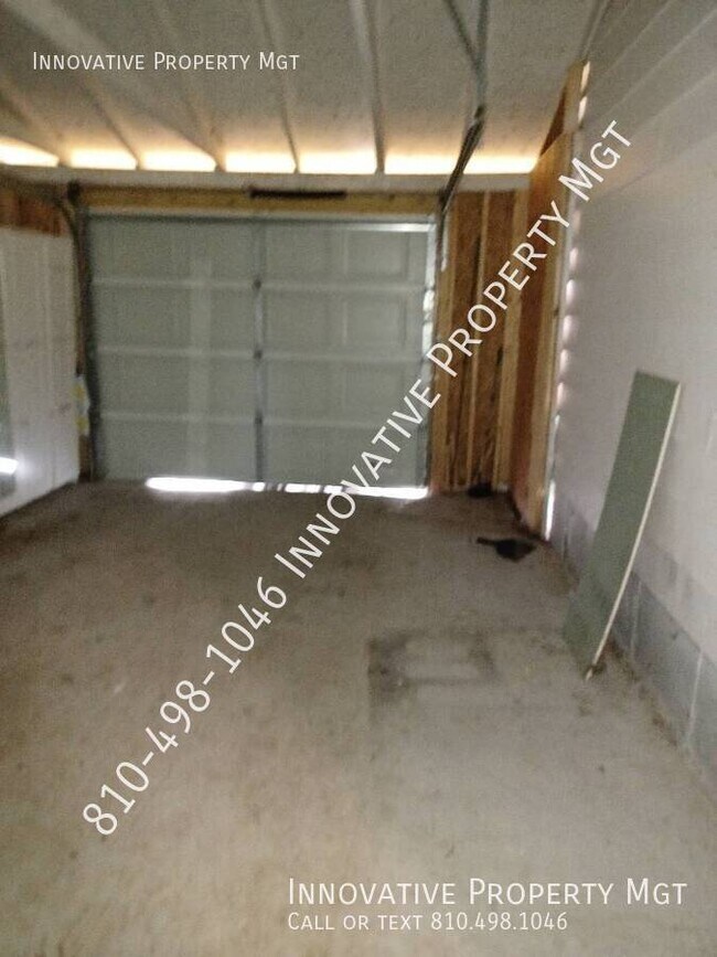 Building Photo - 5476 Westchester Dr
