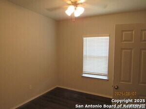 Building Photo - 619 Heathers Wy