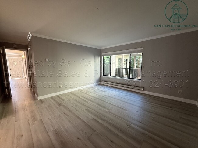 Building Photo - Remodeled Two Bedroom Ocean Pines Condominium