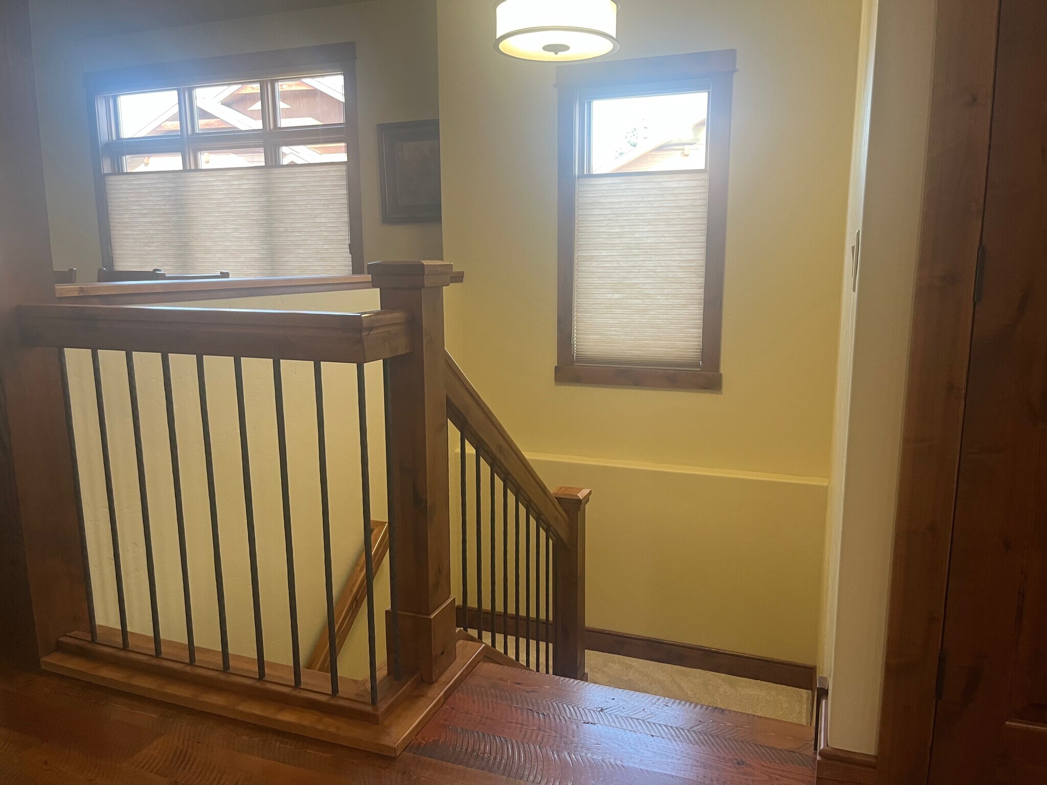 Building Photo - 720 Clearwater Dr