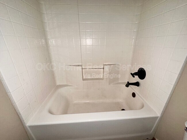 Building Photo - 13201 SW 2nd Terrace