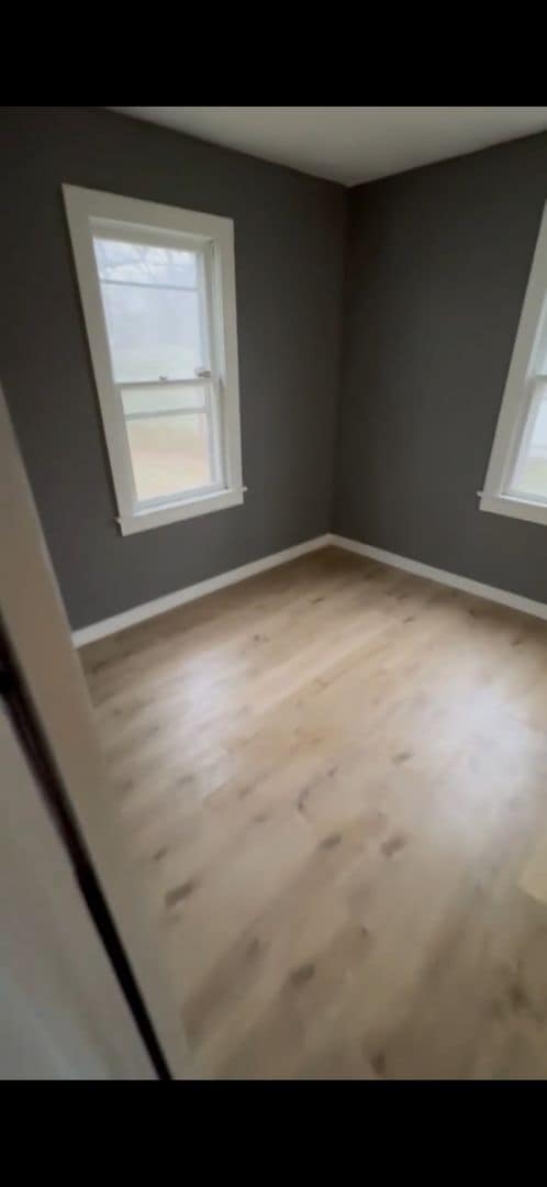 Building Photo - Coming Soon — Renovated 1 Bedroom Home in Nevada, MO!