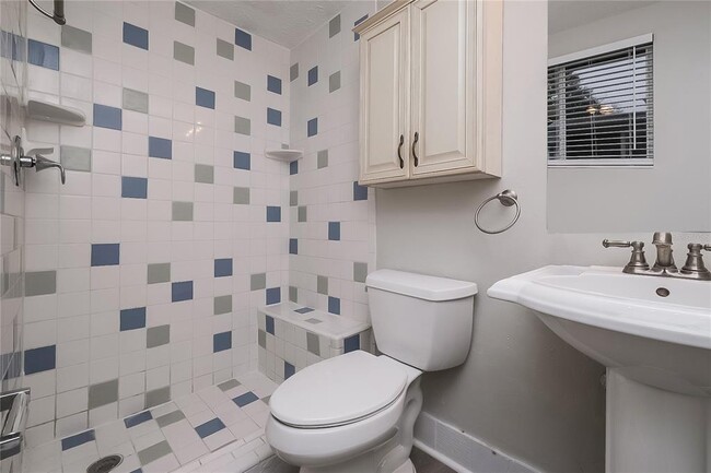 Building Photo - 7226 Exemplar Dr