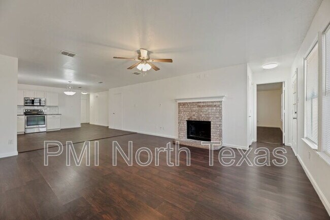 Building Photo - 1580 Chivalry Ln