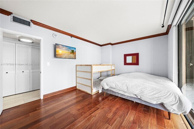 Building Photo - 10175 Collins Ave