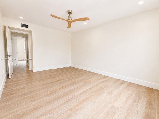 Building Photo - 11712 SW 91st Terrace