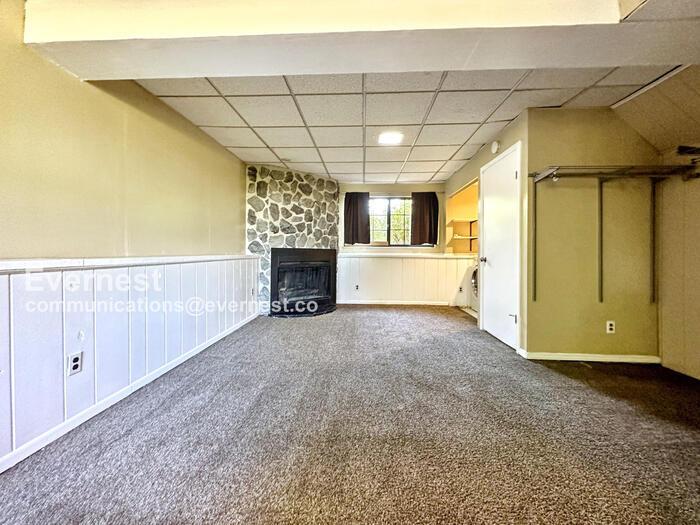 Building Photo - 9379 W 104th Dr