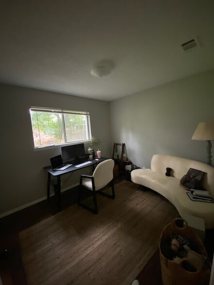 Bedroom 1 - 6801 Shier Cove