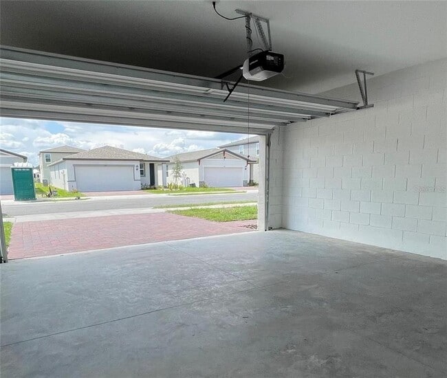 Building Photo - 3094 Laurel Oak Ln