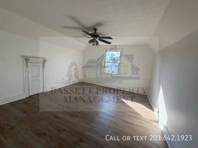Building Photo - 118 Cedar Hill Ave