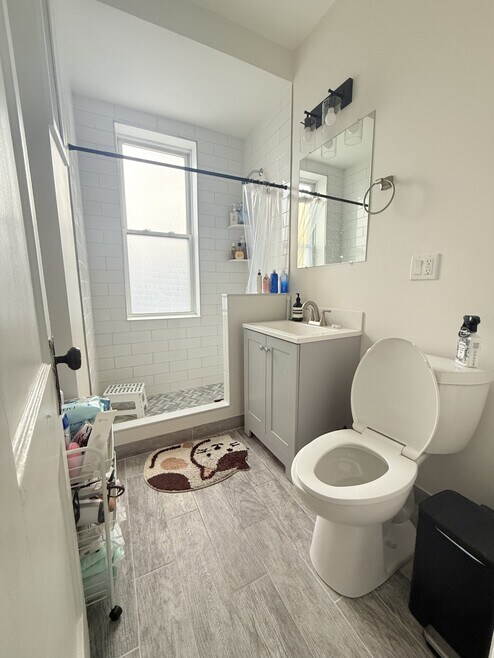 Building Photo - 1193 Commonwealth Ave