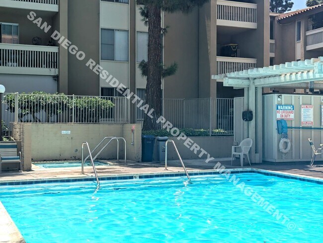 Building Photo - Charming Studio near PB, the Bay & the Cove