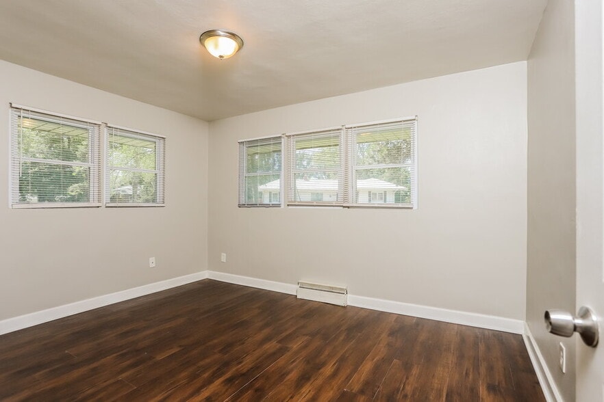 Building Photo - 1545 Washington St