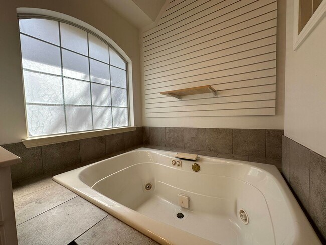 Building Photo - South Austin, Circle-C, Two Story - Available Now
