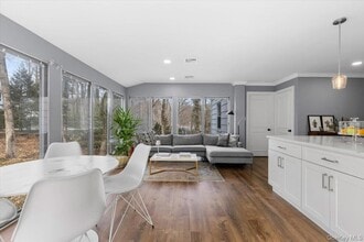 Building Photo - 111 Spier Rd