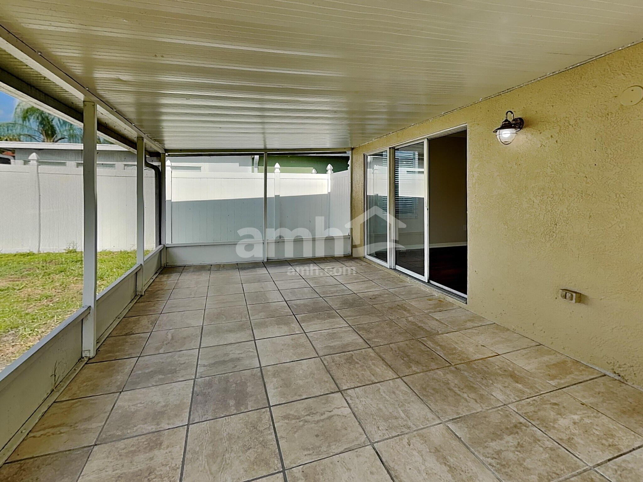 Building Photo - 8157 Canterbury Lake Blvd