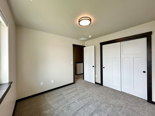 Building Photo - Newly Built 4-Bedroom Home | Chef’s Kitche...