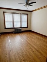 Building Photo - 2941 N Lockwood Ave