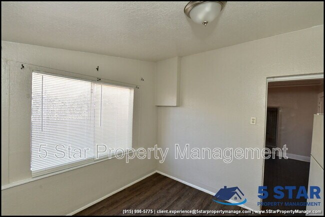 Building Photo - 3519 Douglas Ave