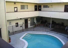 Building Photo - Casa Verde