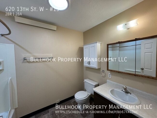 Building Photo - 620 13th St W